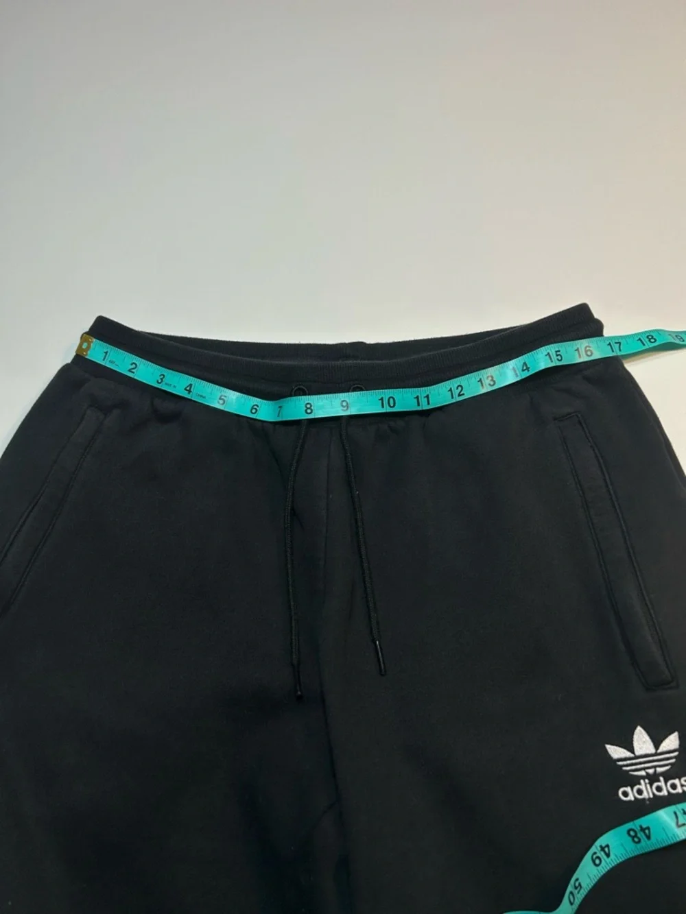 adidas Originals Black Trefoil Large Logo Open Hem Sweatpants Streetwear - Picture 5 of 9